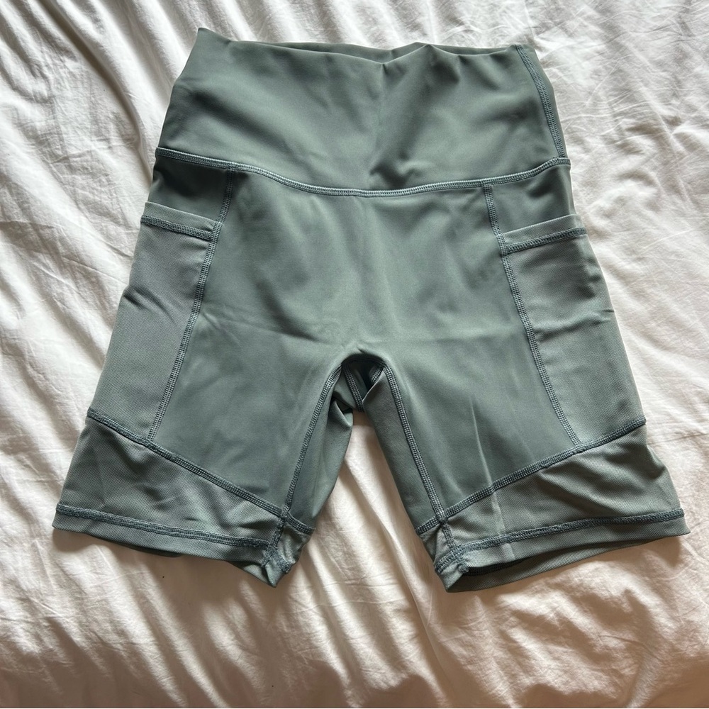 Aerie Green High-Waisted 4.5” Bike Shorts Performance